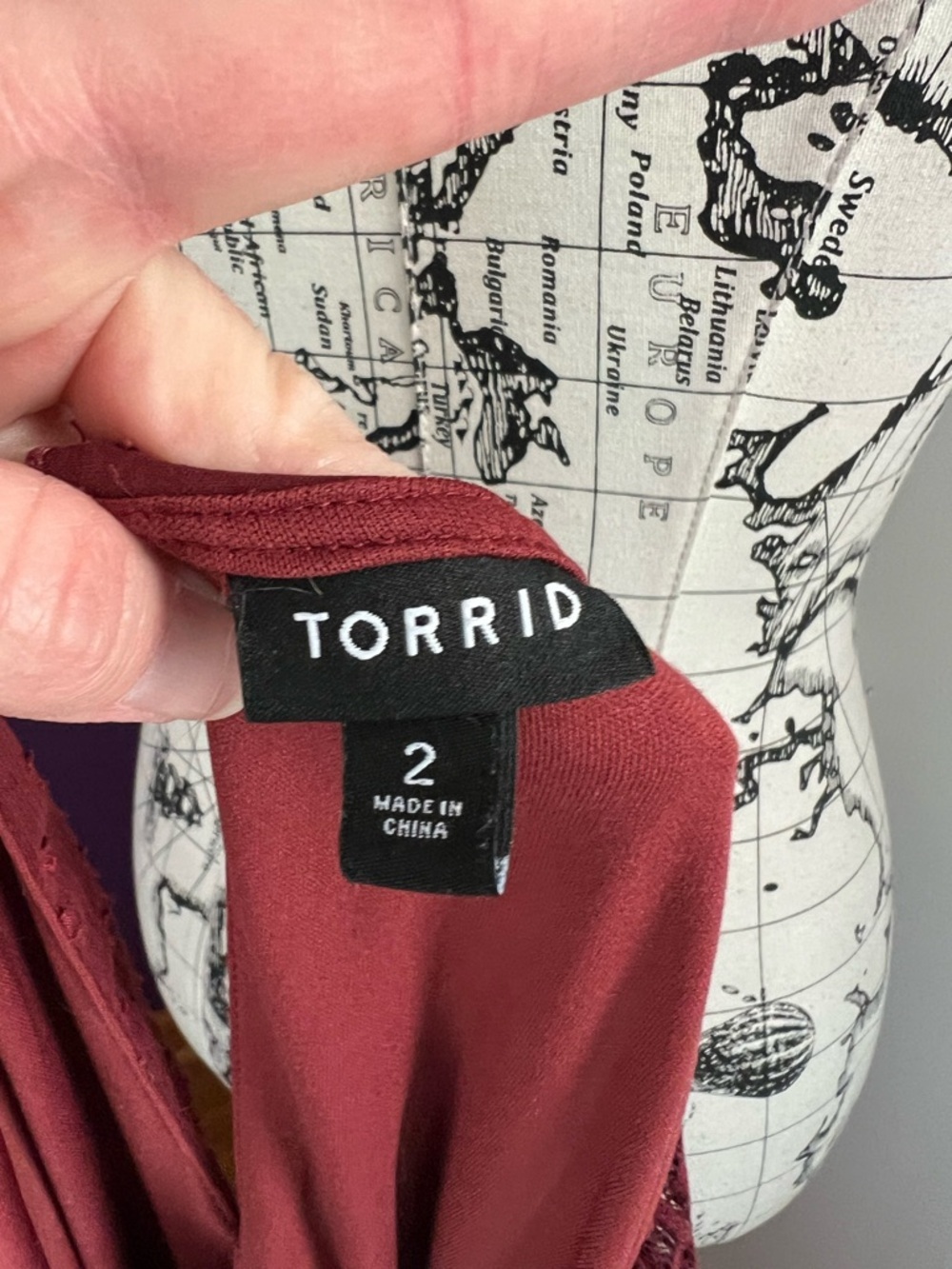 Torrid Plus Size Short Sleeve Dress - Picture 7 of 9